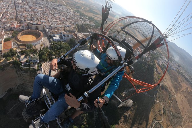 30-minute paramotor flight in Ronda - The experience, step by step: from briefing to sky sightseeing