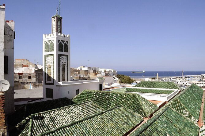 5-Day Morocco Tour: Casablanca, Marrakech, Meknes, Fez and Rabat from Malaga - Long coach days and mixed-language reality