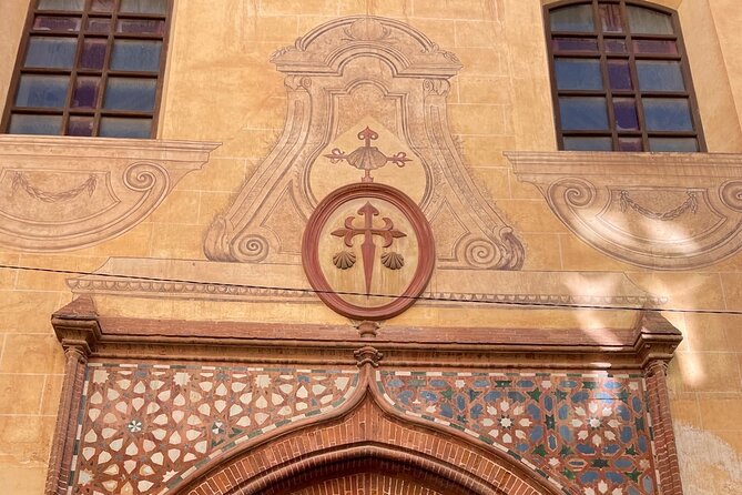 A Self-Guided Tour of Ancient Malaga’s History - Picasso pause points plus tapas history at Las Bodegas El Pimpi