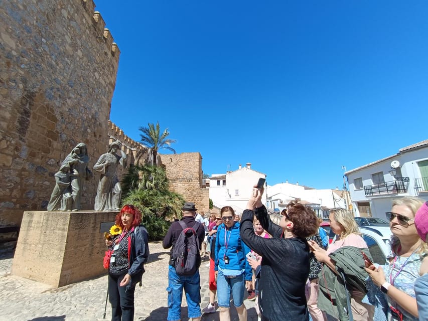Antequera Monumental with entrance tickets to dolmens and town - Plaza del Coso Viejo to San Sebastian: the church stop that turns into a landmark lesson