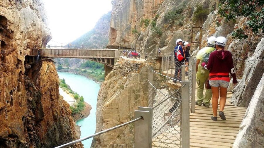 Ardales: Caminito del Rey Group Walking Tour - Going beyond the views: how the guide frames the engineering story