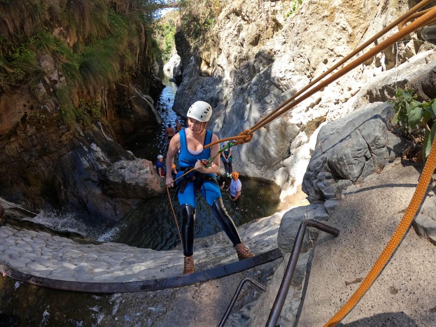 Benahavís: Canyoning Guided Tour at Guadalmina River - The 3.5 hours in the canyon, what happens in order