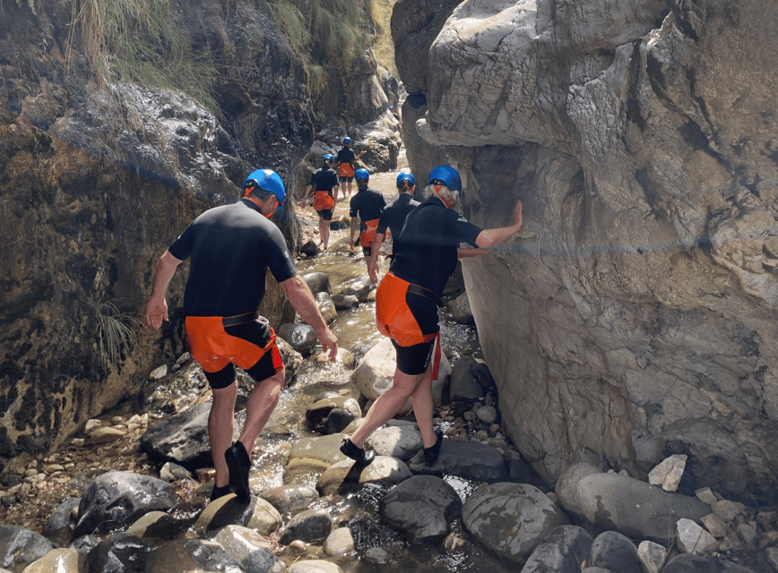 Benahavís: Guided Canyoning Adventure (Benahavís River Walk) - The 15-Minute Warm-Up Walk and the Photo Stop Moment