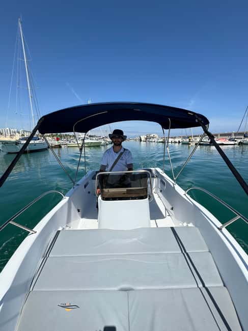 Benalmádena: Alquiler de barcos sin licencia Costa del Sol - Price and Value: What $35 per Group Really Buys