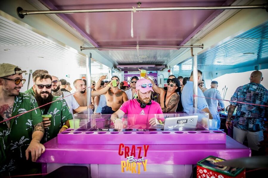 Benalmadena: Boat Party with a Drink - Why This Double-Floor Catamaran Party Works in Benalmádena