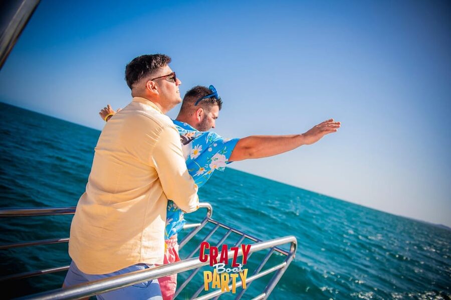 Benalmadena: Boat Party with a Drink - Your 3 Hours Afloat: DJ Beats, Dancing, and Upper Deck Relaxation