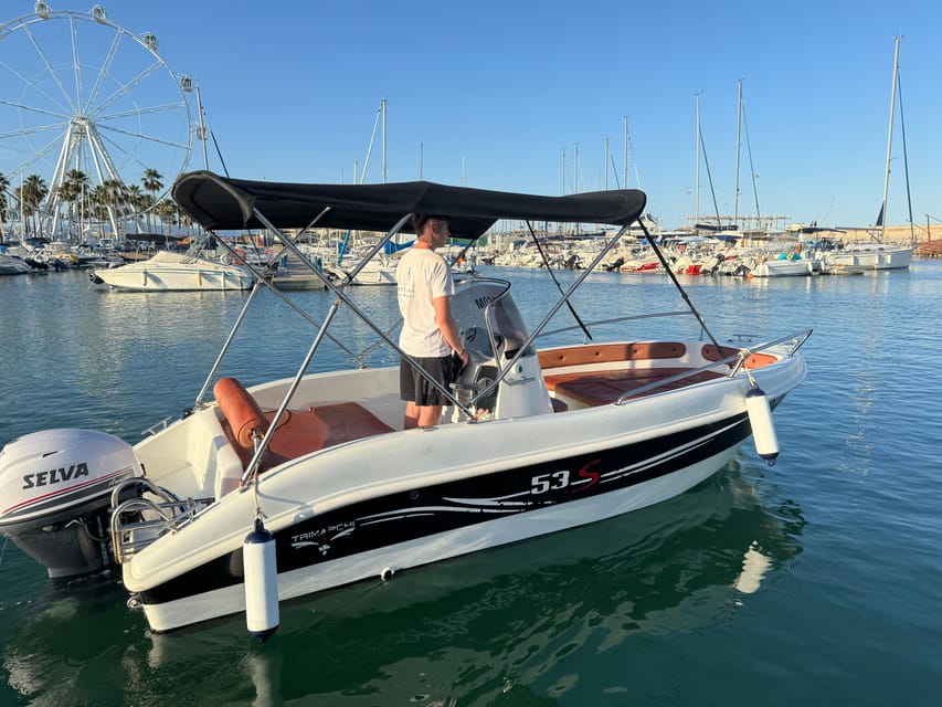 Benalmádena: Boat Rental without License - Service quality: when the briefing clicks, it feels effortless