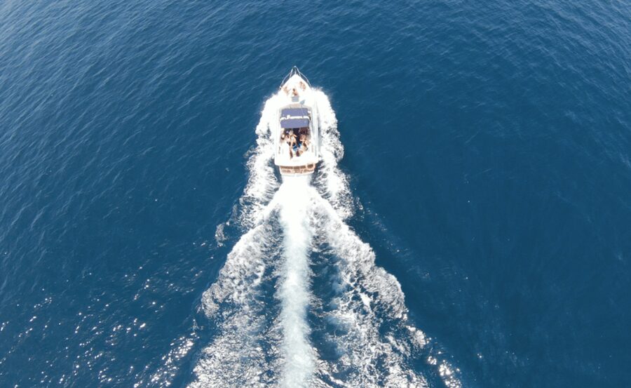Benalmadena: Private Boat Trips - Food and drinks: yes, you can bring your own