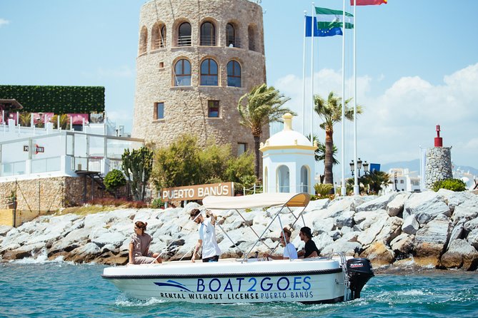 Boat Rental without License Puerto Banus - Meeting at Boat2Go in Marbella: Getting Started Smoothly