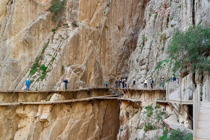 Caminito del Rey Day Trip from Costa del Sol - Starting the Caminito del Rey at Kiosko, then moving into the gorge rhythm
