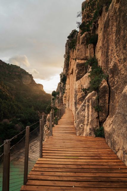 Caminito del Rey Full Experience+ 2-Hour E-Bike guided Tour - Where You Meet: La Garganta, Close to the Action
