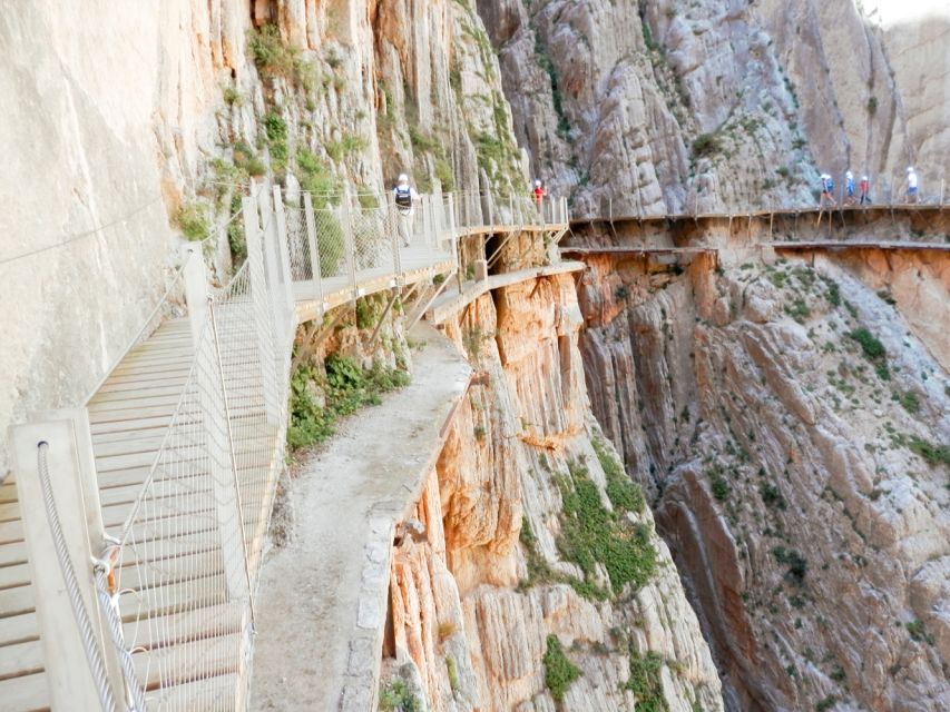 Caminito del Rey: Guided Hiking Tour with Entrance Tickets - Key highlights you will actually feel