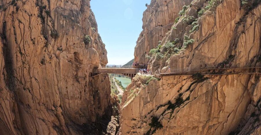 Caminito del Rey: Guided Tour and Entry Ticket - What makes Caminito del Rey worth a guided entry ticket