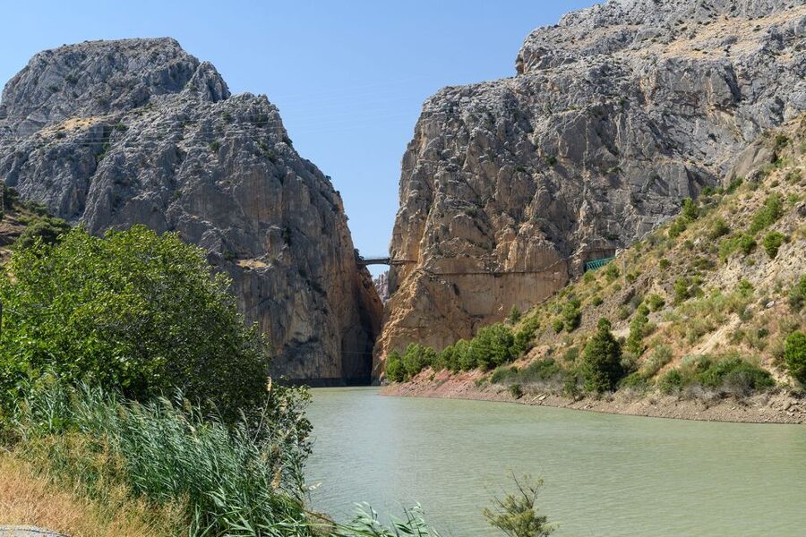 Caminito del Rey: Guided Tour with 1 Drink and Shuttle Bus - Key things I’d plan around
