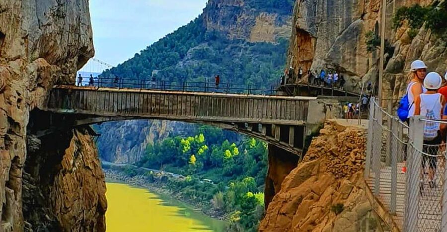 Caminito del Rey: Tour with Official Guide and Drink - Key Things to Know Before You Go