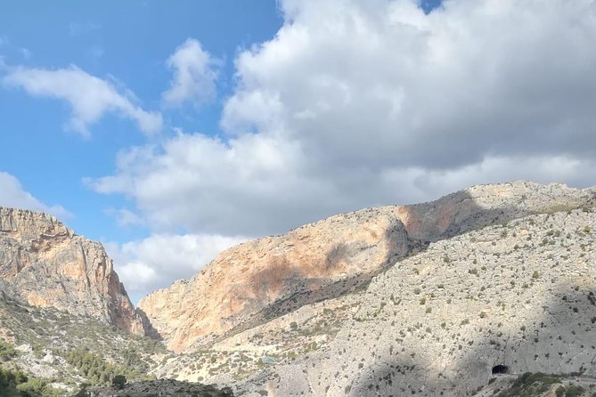 Caminito del Rey Trekking Walkway - Walking the Gorge: What It’s Like on the Narrow High Path