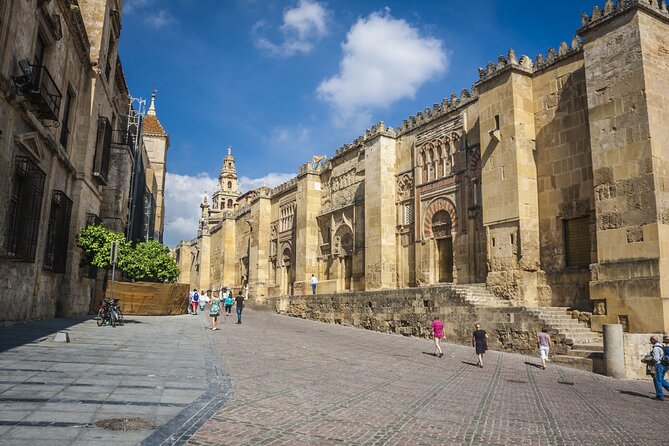 Cordoba Tour with Mosque, Synagogue and Patios from Malaga - Lunch and Free Time: Eat Well, Then Keep Your Momentum