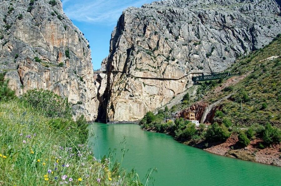 Costa del Sol: Caminito del Rey Guided Trip - Guides and group pace: clarity beats speed