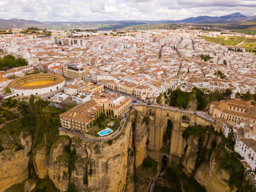 Costa del Sol: Day Trip to Ronda and Setenil - Morning start and the coach ride from Malaga or nearby pickup points