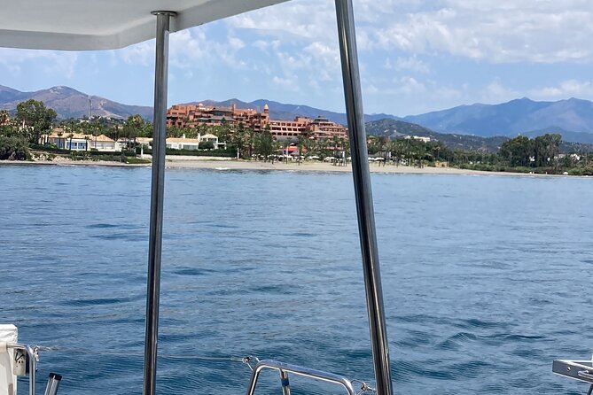 Dolphin trips on a catamaran - Value check: is this $42.33 dolphin trip worth it?