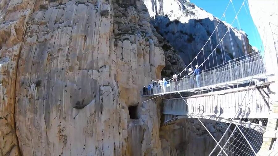 El Chorro: Caminito del Rey Gorge Route Guided Walking Tour - What the guided format really gives you at the start