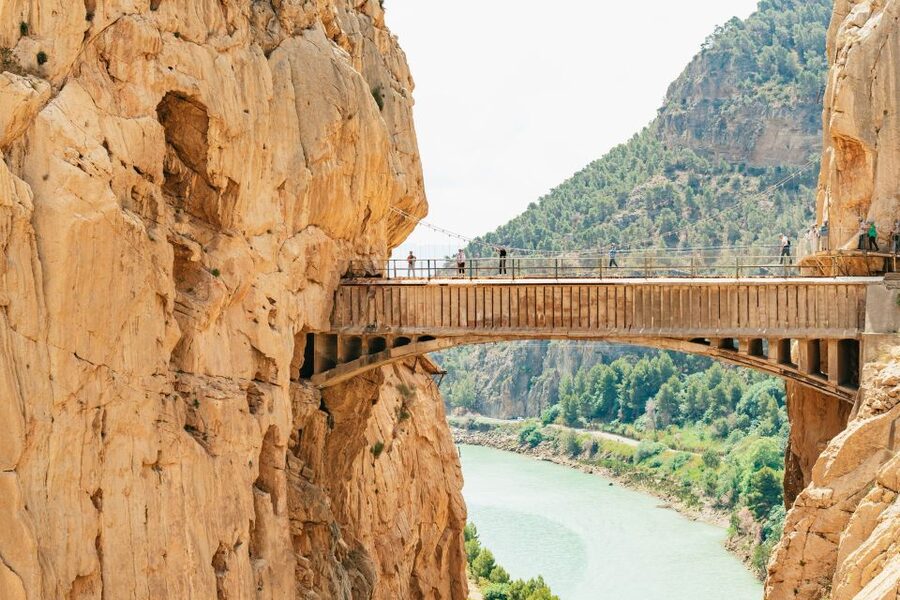 El Chorro: Caminito del Rey Guided Tour with Shuttle Bus - Why El Chorro’s Caminito del Rey feels like more than a hike