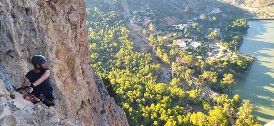 El Chorro: Climb Via Ferrata at Caminito del Rey - Coming Back Down: The Hike and the Area’s Story