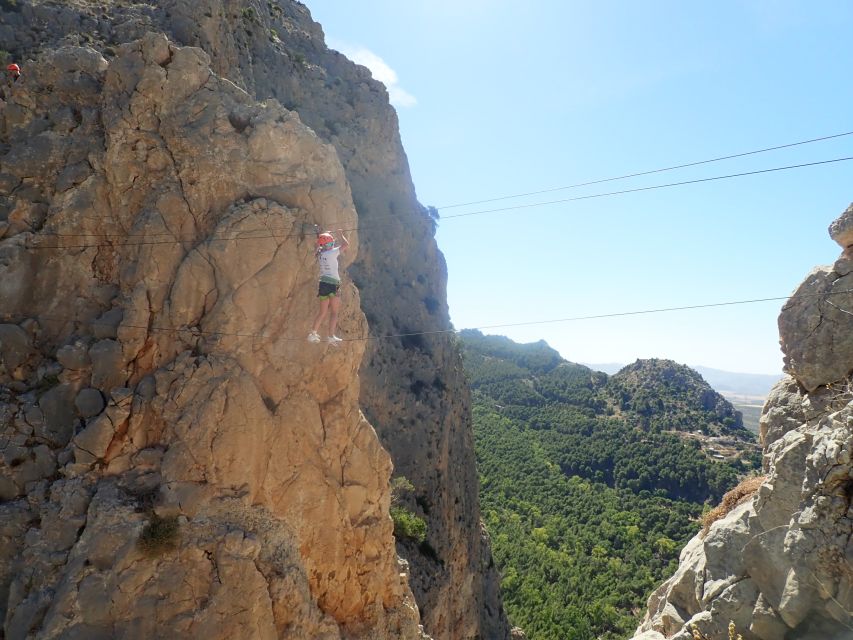 El Chorro: Vía Ferrata at Caminito del Rey Tour - Gear, harnessing, and why it matters on a Vía Ferrata