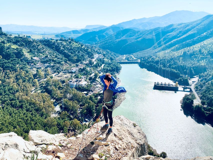 El Chorro: Zipline, Bridge, and Hiking Adventure Tour - The 250-meter iron steps: the climb that sets the tone