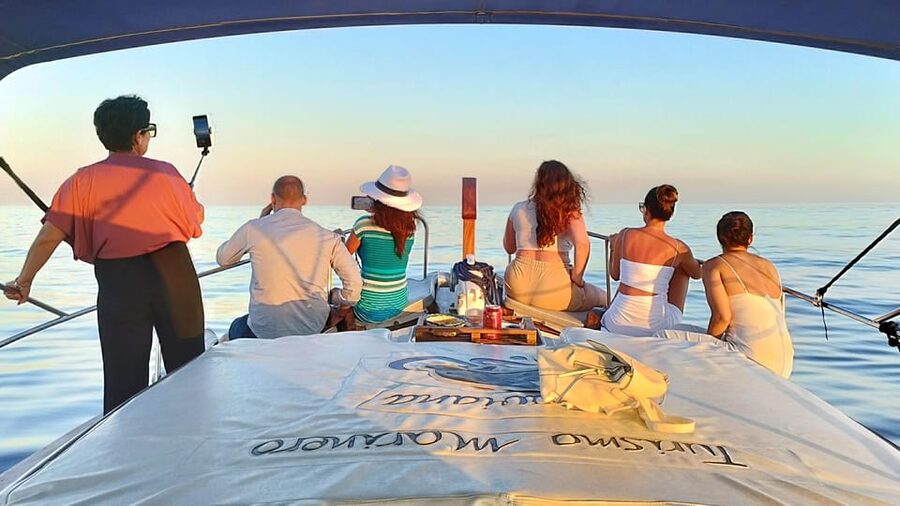 Estepona: Dolphin Search Boat Trip with Drink and Snacks - Kids on Board: Marine Knots, Family-Friendly Attention, and Real Fun