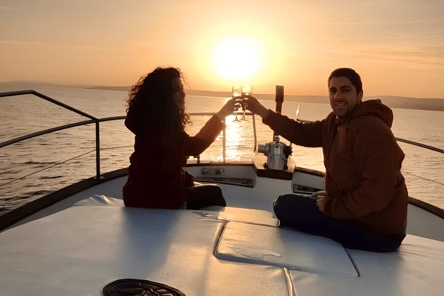 Estepona: Dolphin Searching Sunset Cruise with Drink & Snack - Meeting the Crew and Boarding the Viking 40