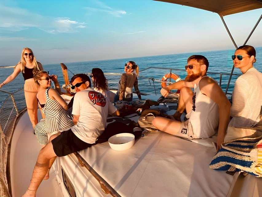 Estepona: Dolphins Searching Sea Cruise with Drink & Snacks - Shared vs private: when choosing the group changes the experience