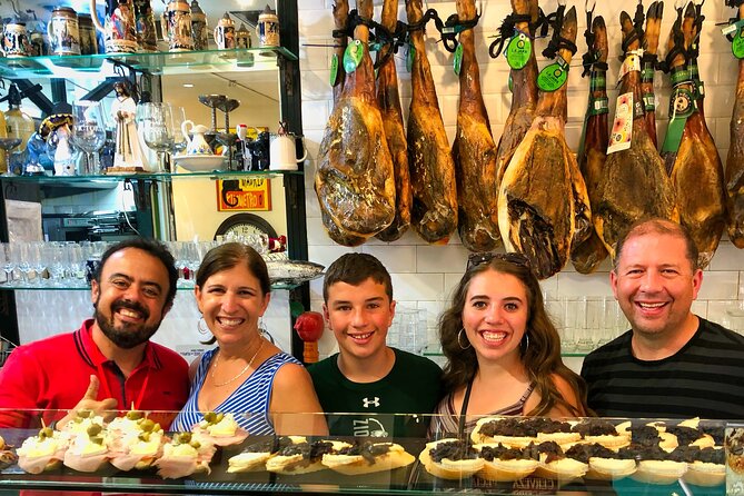 Evening Tapas Tour in Malaga - Why This Malaga Evening Tapas Tour at 6:00 pm Feels Like the City, Not a Show