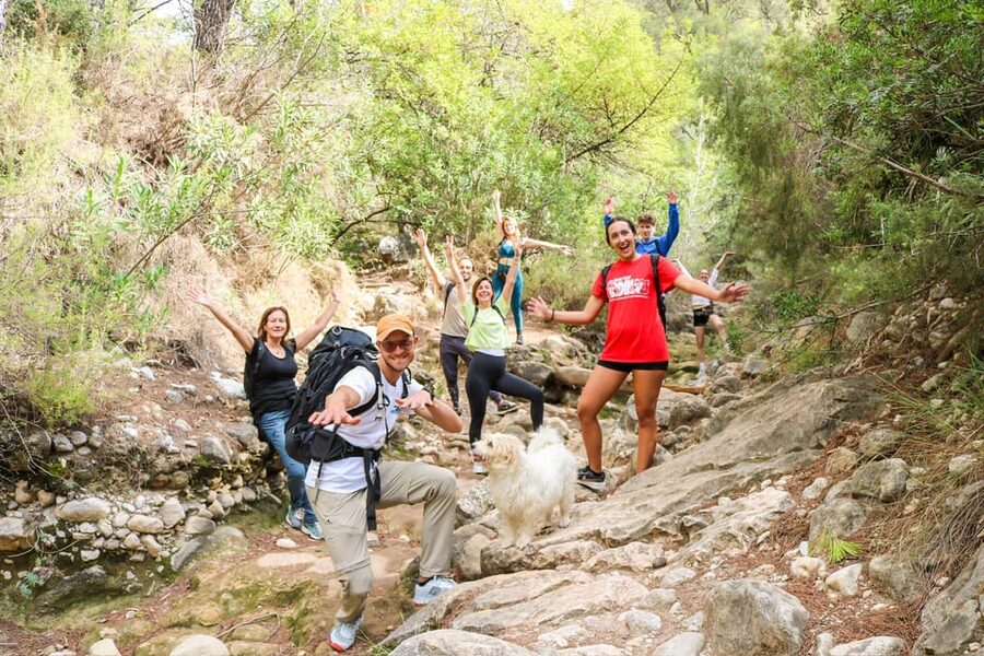 Explore Marbella's Nature: Guided Hiking And Foraging Trip - Meeting at Sendero Los Monjes, and why arriving early matters