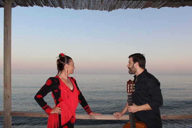 Flamenco evening and barbecue by the sea at the Blue Dolphin Beach Club - Your 8:00 pm plan at Blue Dolphin Beach Club (Playa de la Rada)