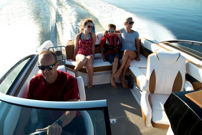 FourWinns HD240 boat rental for 10 people 4 hours - Snorkeling Gear and Water Toys: This Is Where the Time Goes
