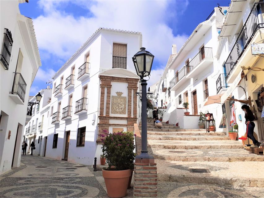 Frigiliana: Private walking tour - Why Frigiliana’s Moorish Street Plan Feels Like a Time Machine