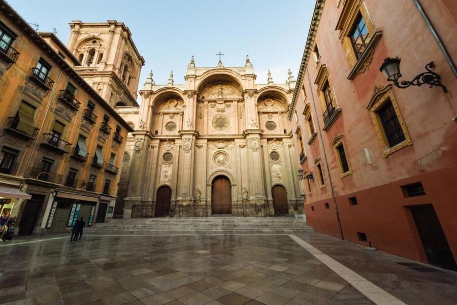 From Costa del Sol: Granada Day Trip Free Time 5h - Price and comfort: getting value at $53, plus how to dodge the downsides