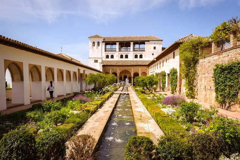 From Costa del Sol: Granada Full-Day Tour - Getting there and back: pickup stops, language groups, and timing