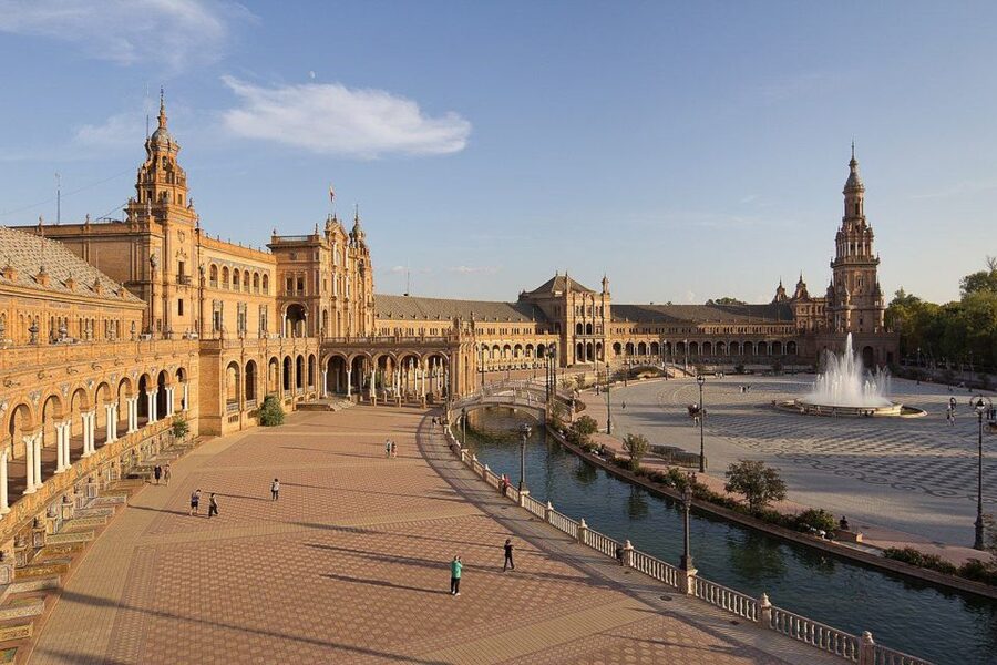 From Costa del Sol: Guided Tour of Seville - Giralda time: viewpoint photos plus the on-your-own magic