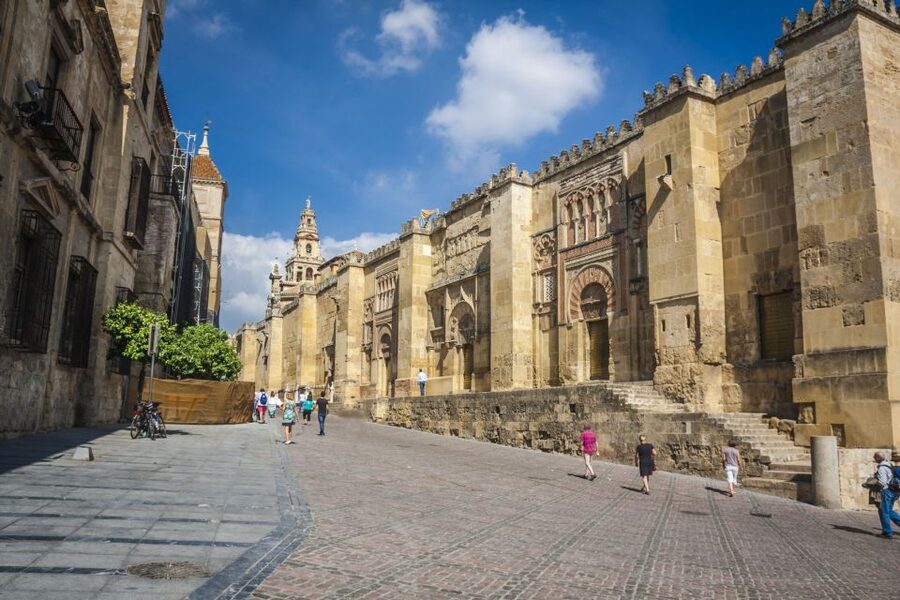 From Costa del Sol & Malaga: Cordoba Guided Day Tour - Lunch free time: how to use it without wasting it
