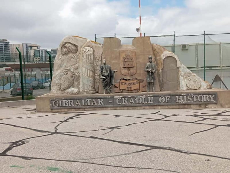 From Fuengirola: Gibraltar Day Trip - Who should book this Gibraltar bus day trip