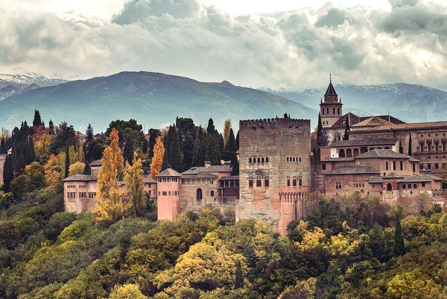 From Malaga: Alhambra and Royal Chapel with Entry Tickets - Price and value: what $161 buys in the real world