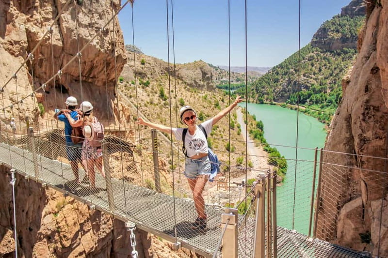 From Málaga: Caminito del Rey Day Trip & Guided Tour - The coach ride and the Ardales stop that breaks up the day
