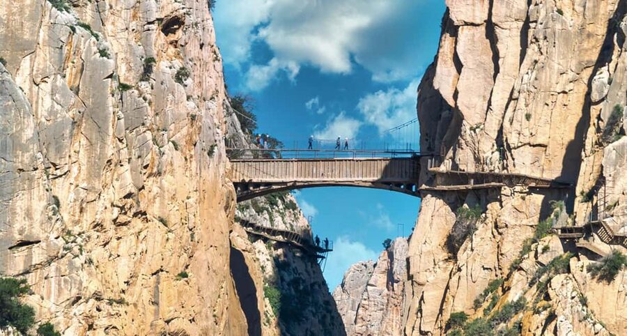 From Malaga: Caminito del Rey guided tour + round-trip transportation - The extras that quietly raise the value: welcome pack, insurance, weather backup