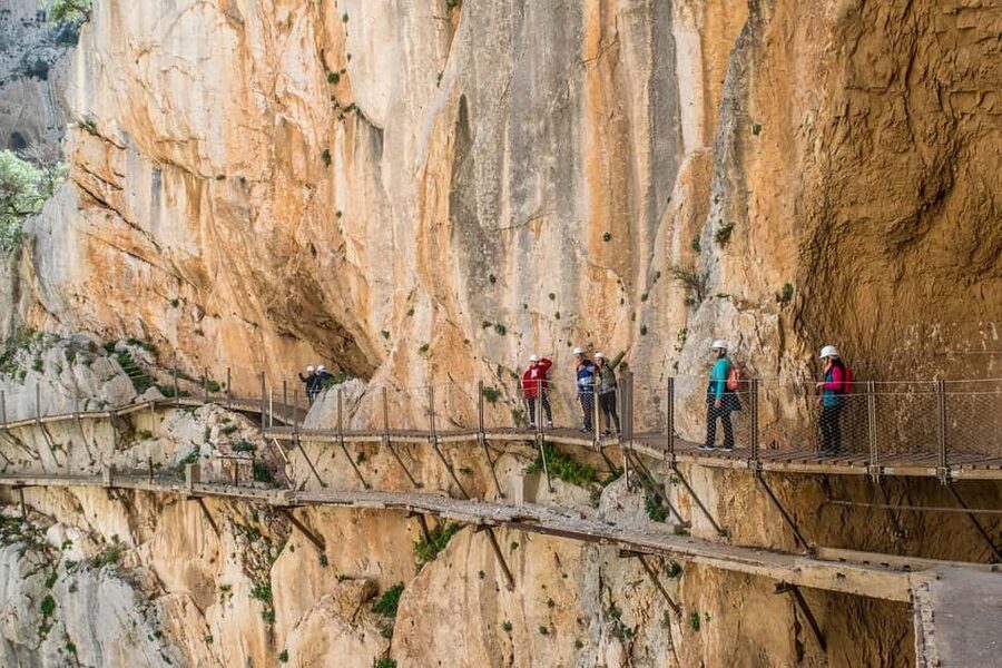 From Malaga: Caminito del Rey Tour - The First Stops: Ride Out, Quick Break, Then Onto the Paths