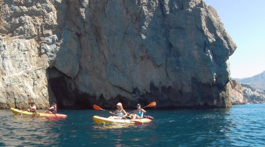 From Málaga: Cliffs of Maro-Cerro Gordo Guided Kayaking Tour - What to pack, what to wear, and simple ways to make it better