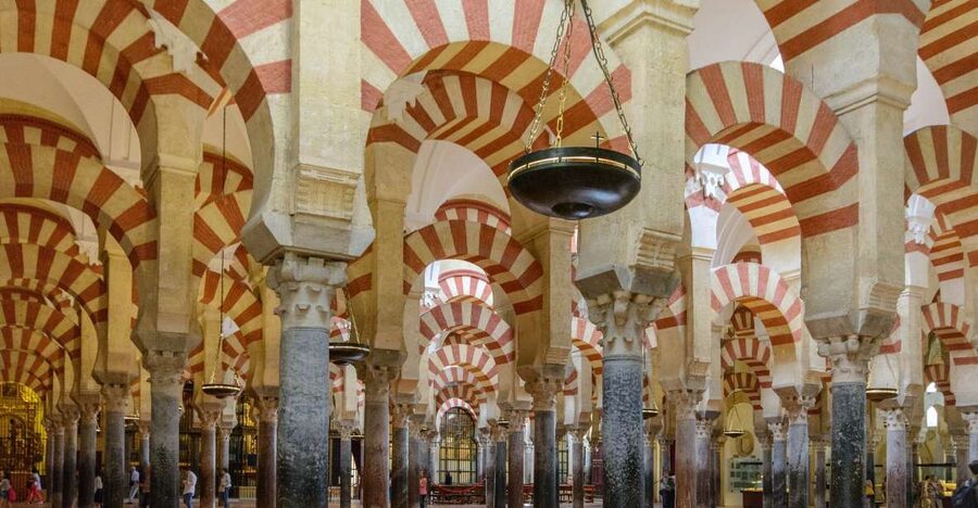 From Malaga: Cordoba Day Trip and Mosque-Cathedral - Jewish Quarter With a Guide: Synagogue, Souks, and Plaza Maimónides