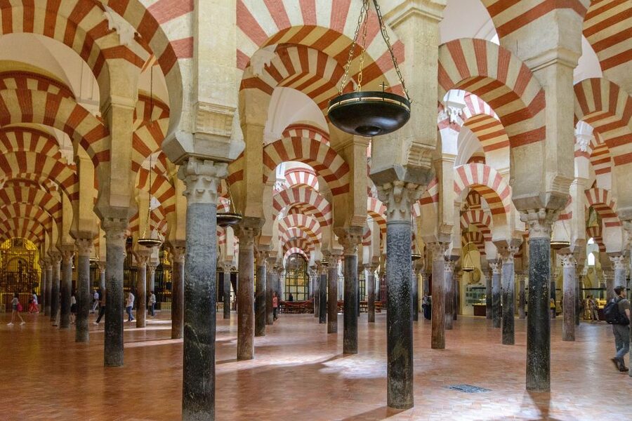 From Malaga: Cordoba Day Trip and Mosque-Cathedral - Getting From Málaga to the Old Center: Comfortable Coach, Practical Drop-Offs