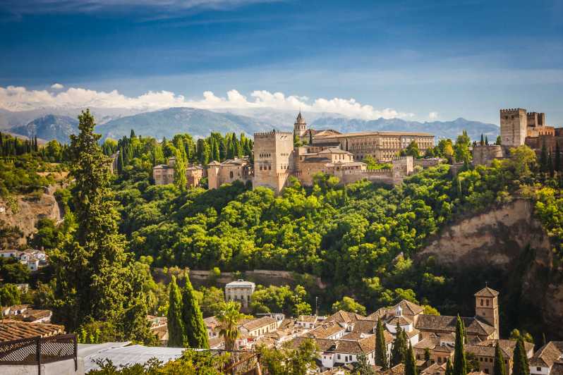 From Malaga: Day Trip to Alhambra by Bus with Entry Tickets - Key highlights worth your attention